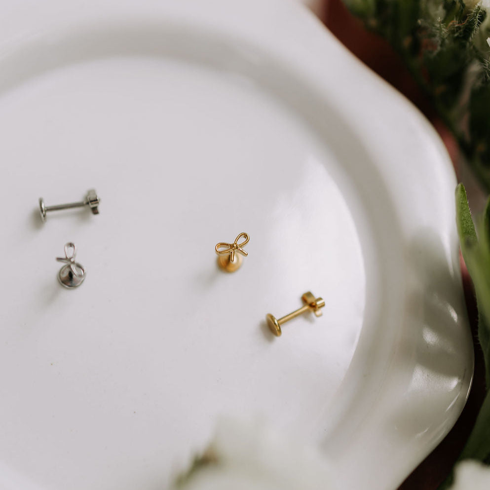 Bow Flat Back Studs - WonderingCloth