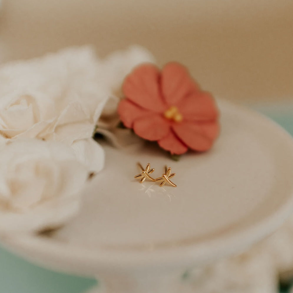 Dragonfly Studs - WonderingCloth