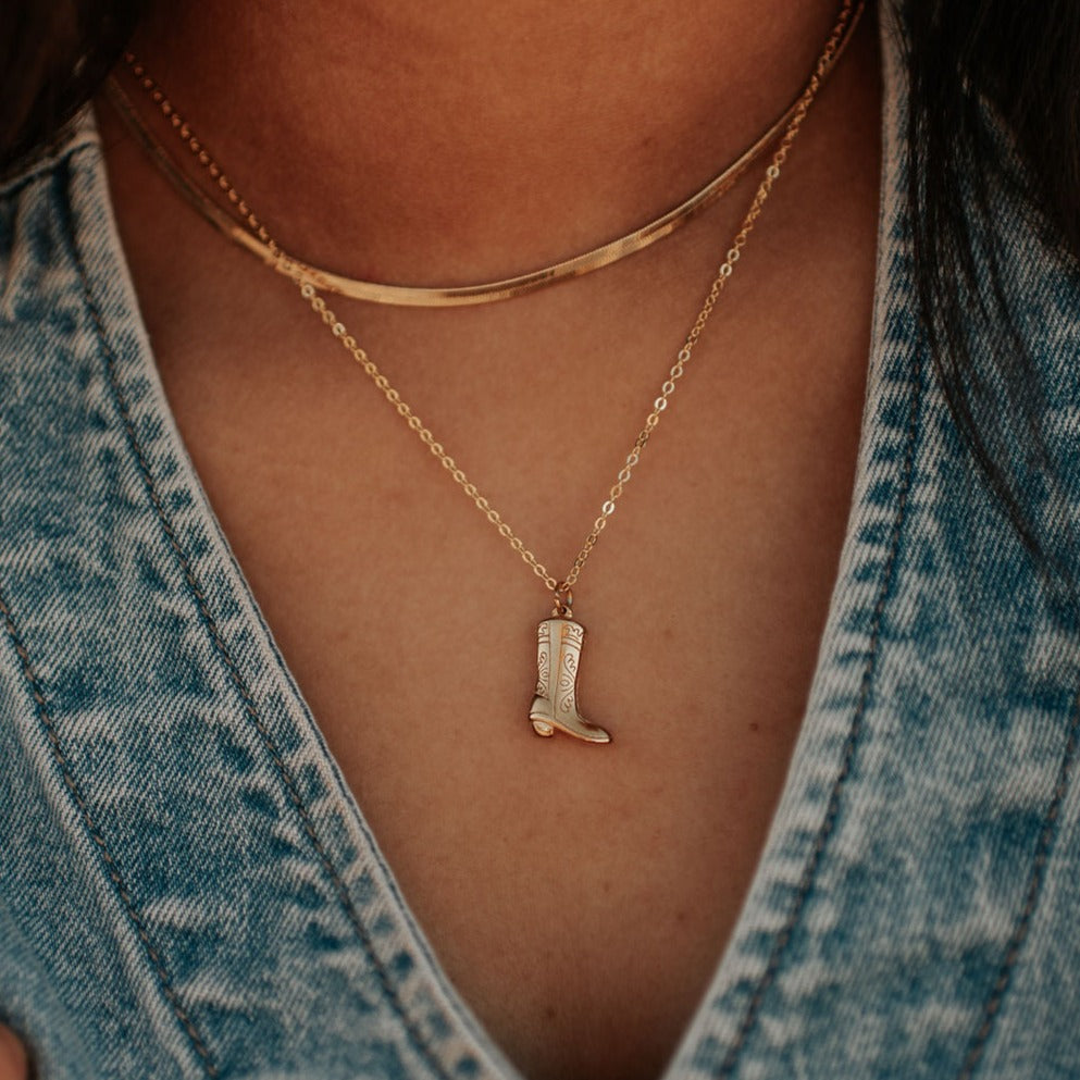Dolly Boot Necklace - WonderingCloth