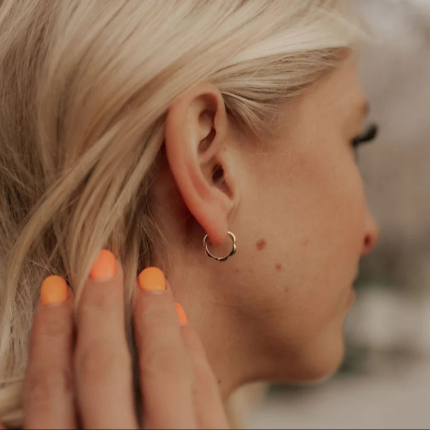 Lola Floral Hoops - WonderingCloth