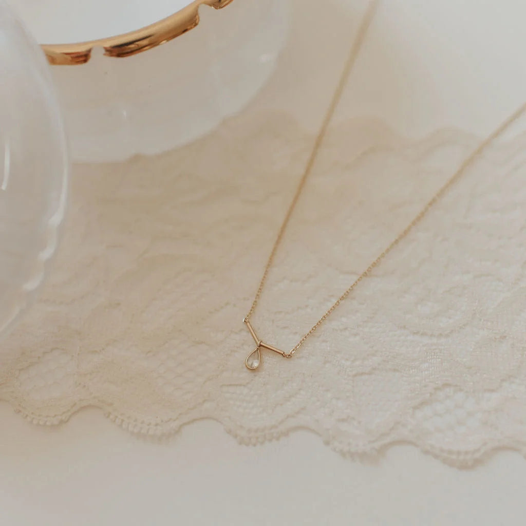 Harper Diamond Teardrop Necklace - WonderingCloth