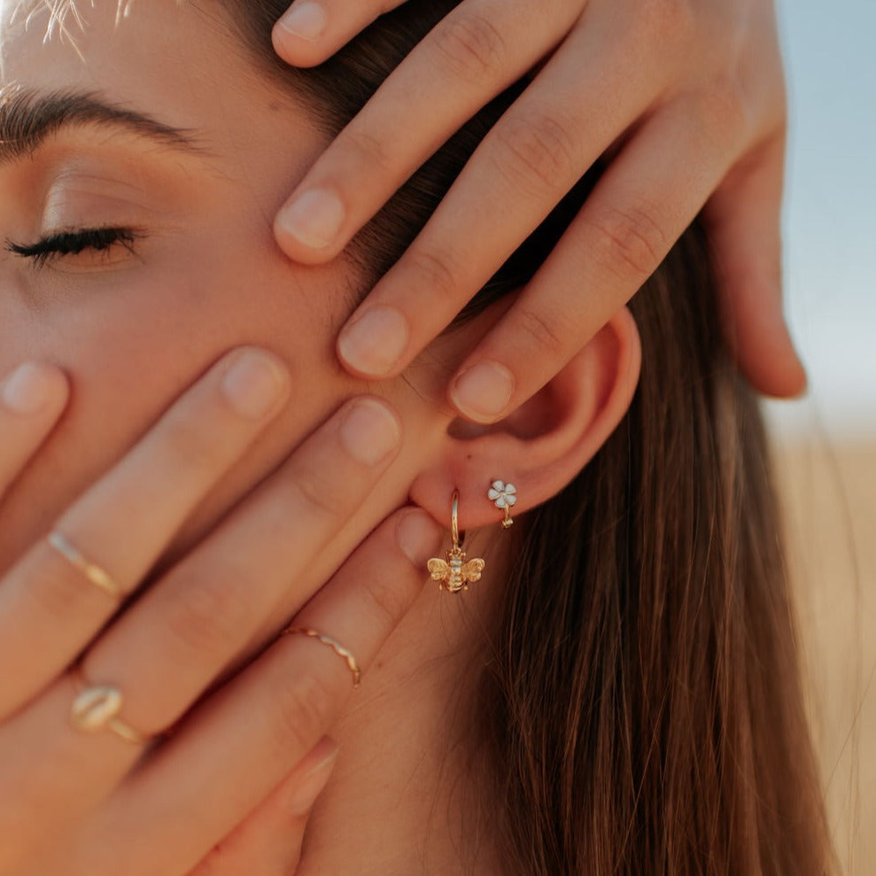 Honey Bee Hoops - WonderingCloth