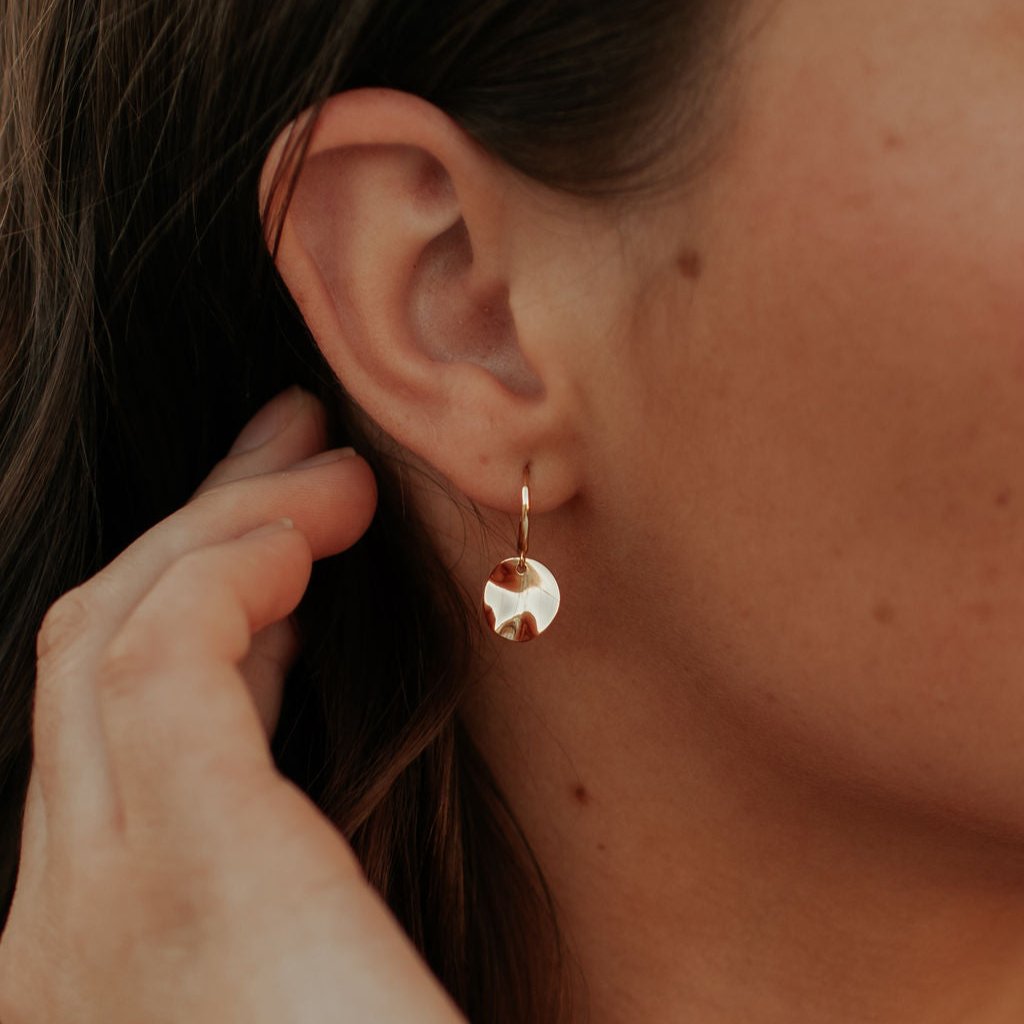 Molly Hoops - WonderingCloth