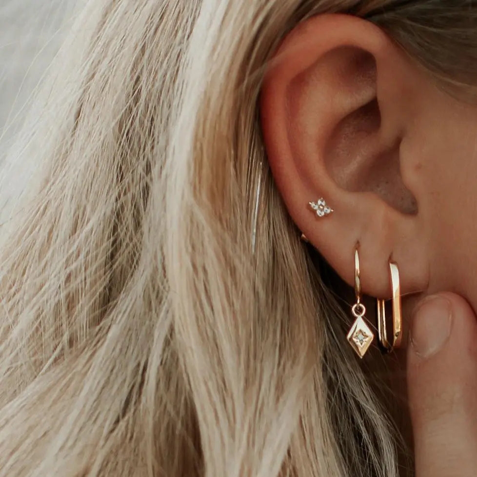 Avery Gold Hoops - WonderingCloth