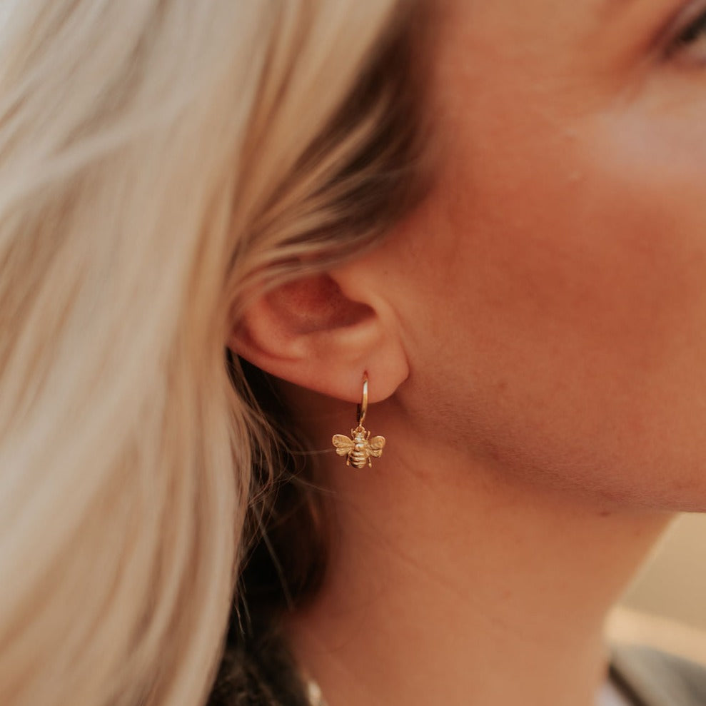Honey Bee Hoops - WonderingCloth