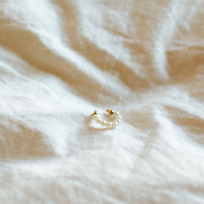 Princess Gold Filled Pearl Ear Cuff - WonderingCloth