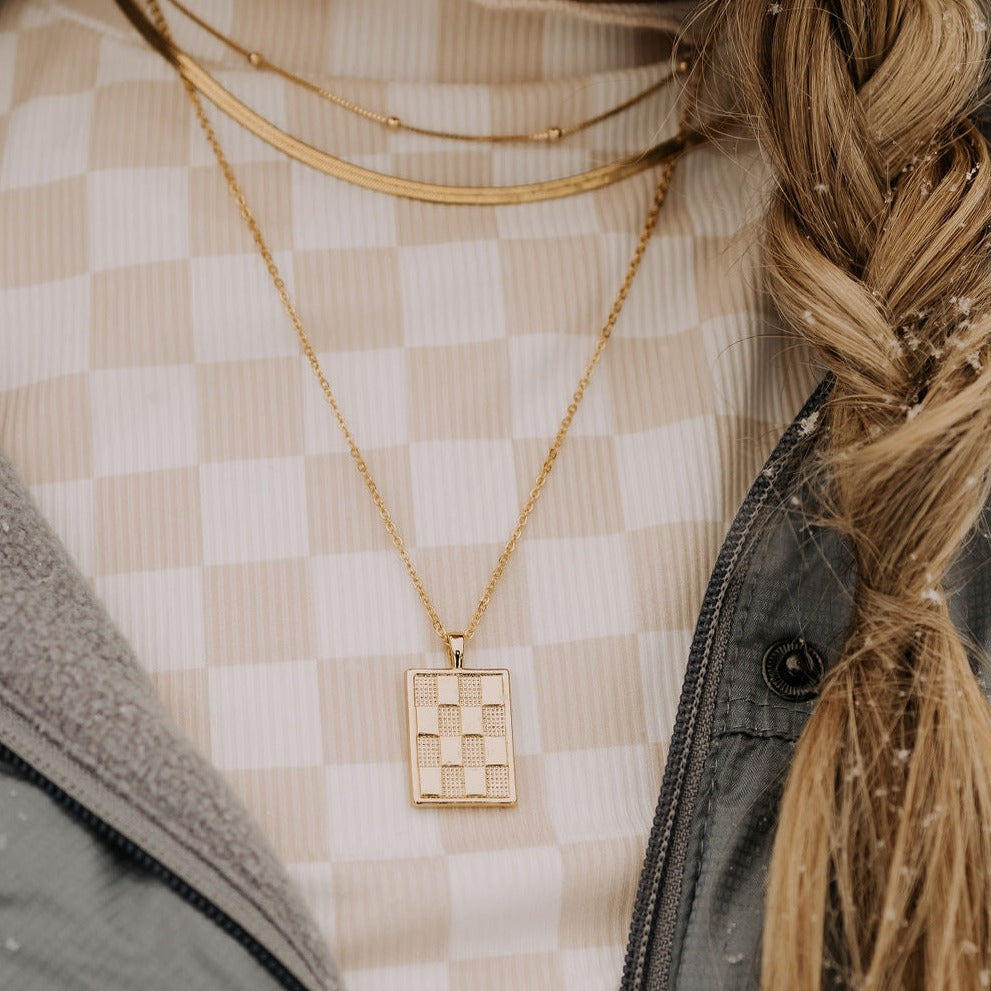 Checkered Necklace in Gold - WonderingCloth