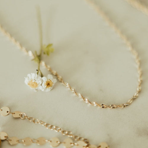 Amelia Gold Filled Twist Necklace - WonderingCloth
