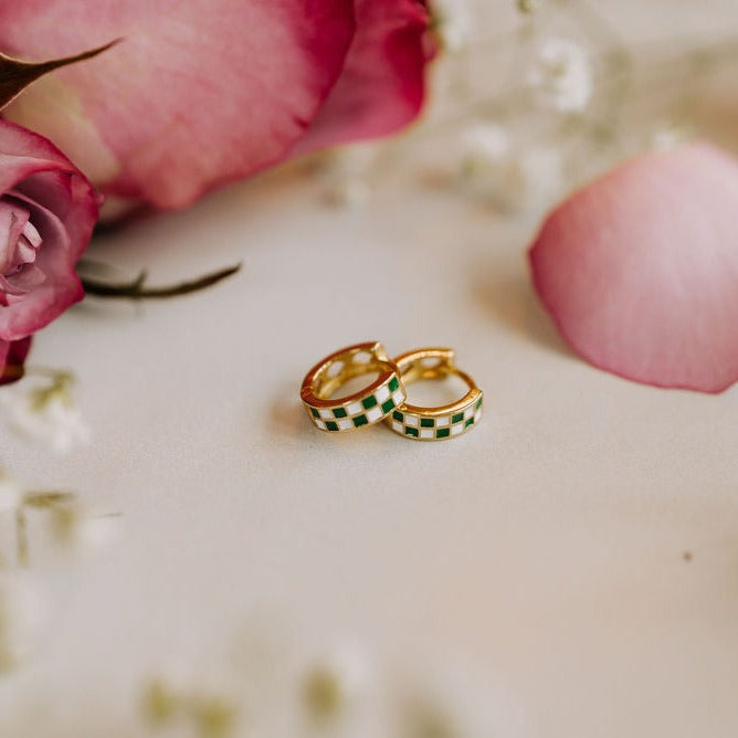 Green & White Checkered Hoops - WonderingCloth