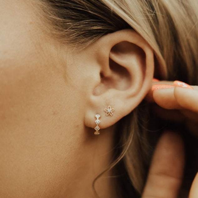 Alice Diamond Hoops - WonderingCloth