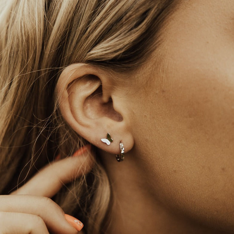 Sydney Hammered Hoops - WonderingCloth