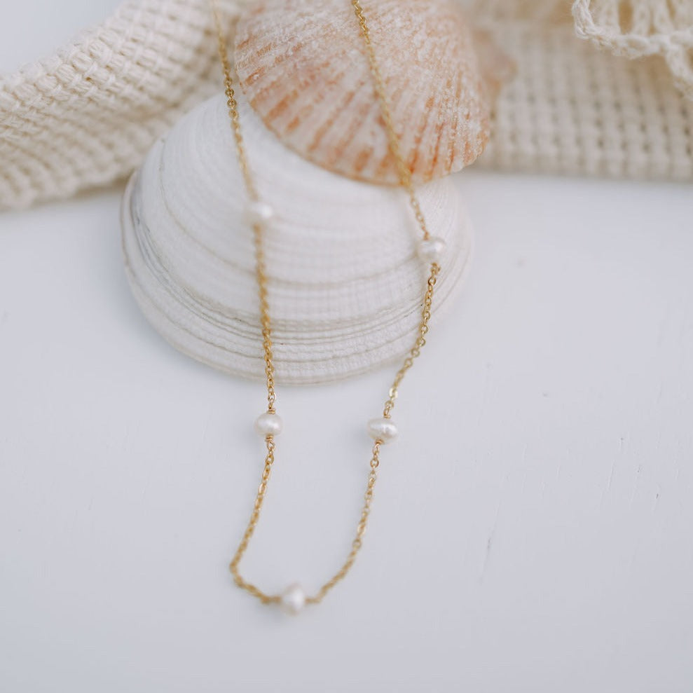 Malibu Pearl Necklace - WonderingCloth
