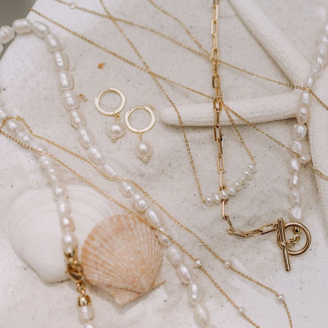 Bondi Pearl Earrings - WonderingCloth