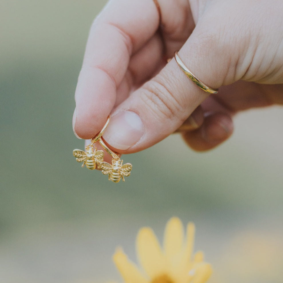 Honey Bee Hoops - WonderingCloth
