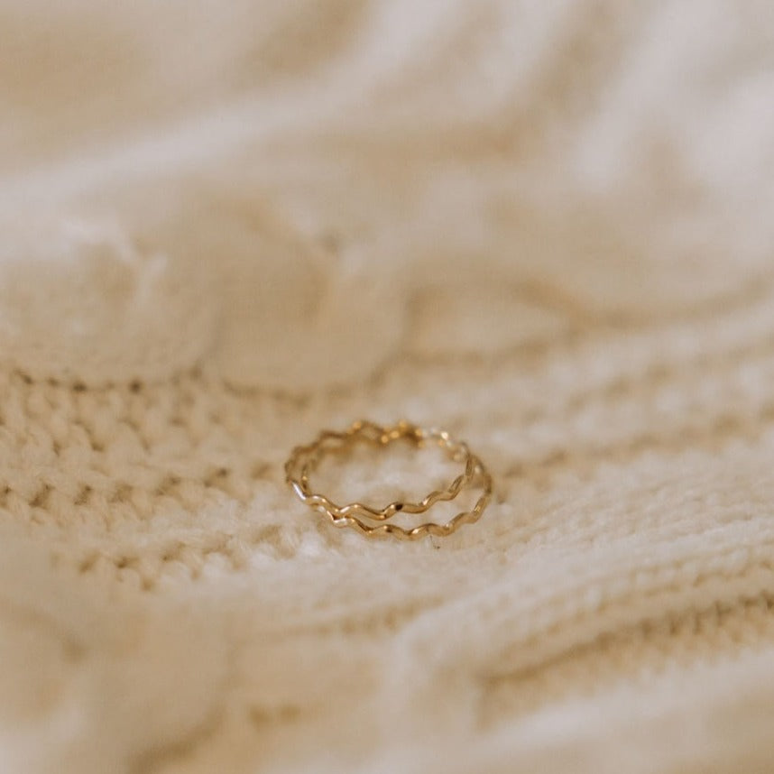 Stevie Gold Filled Wave Ring - WonderingCloth