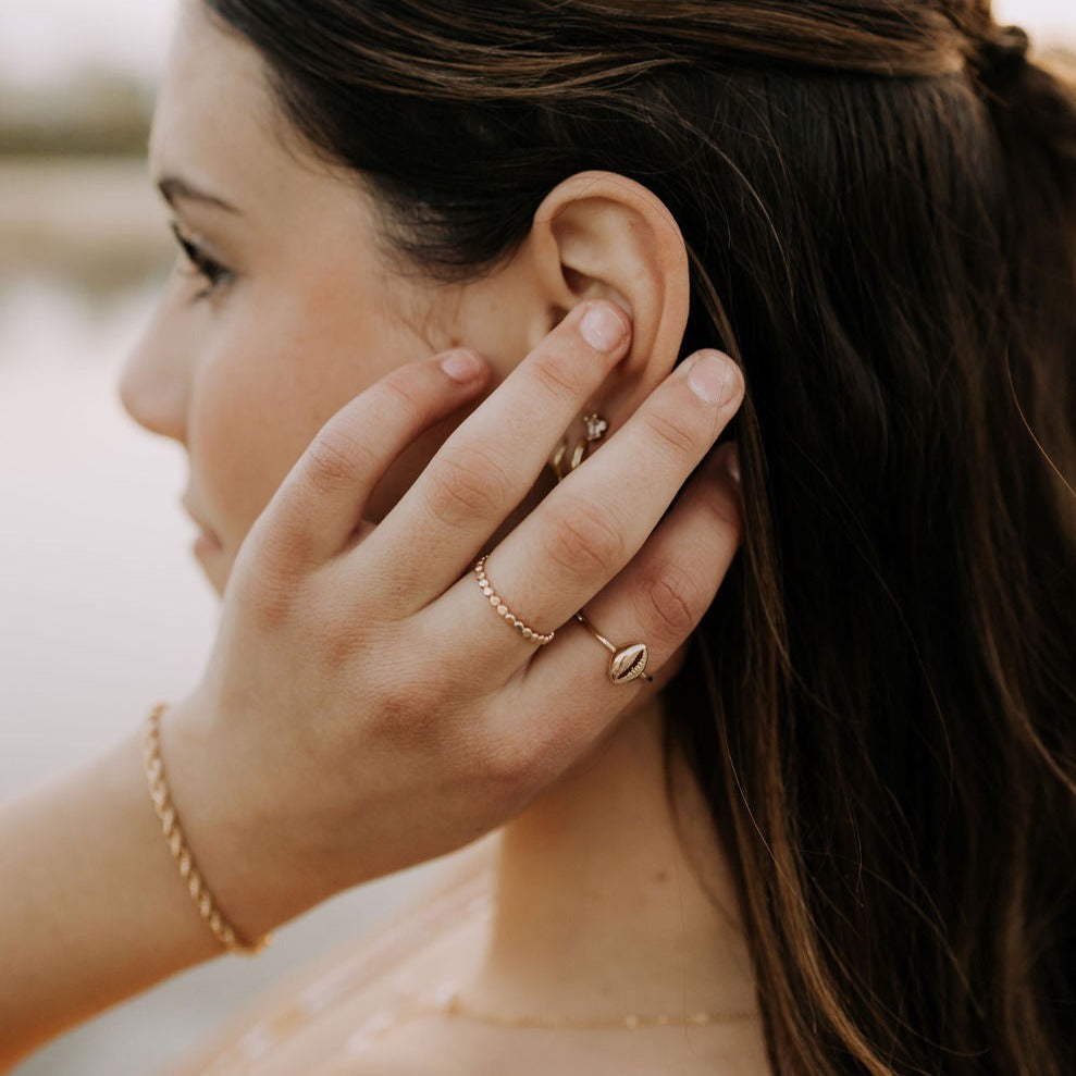 Maui Cowrie Ring - WonderingCloth