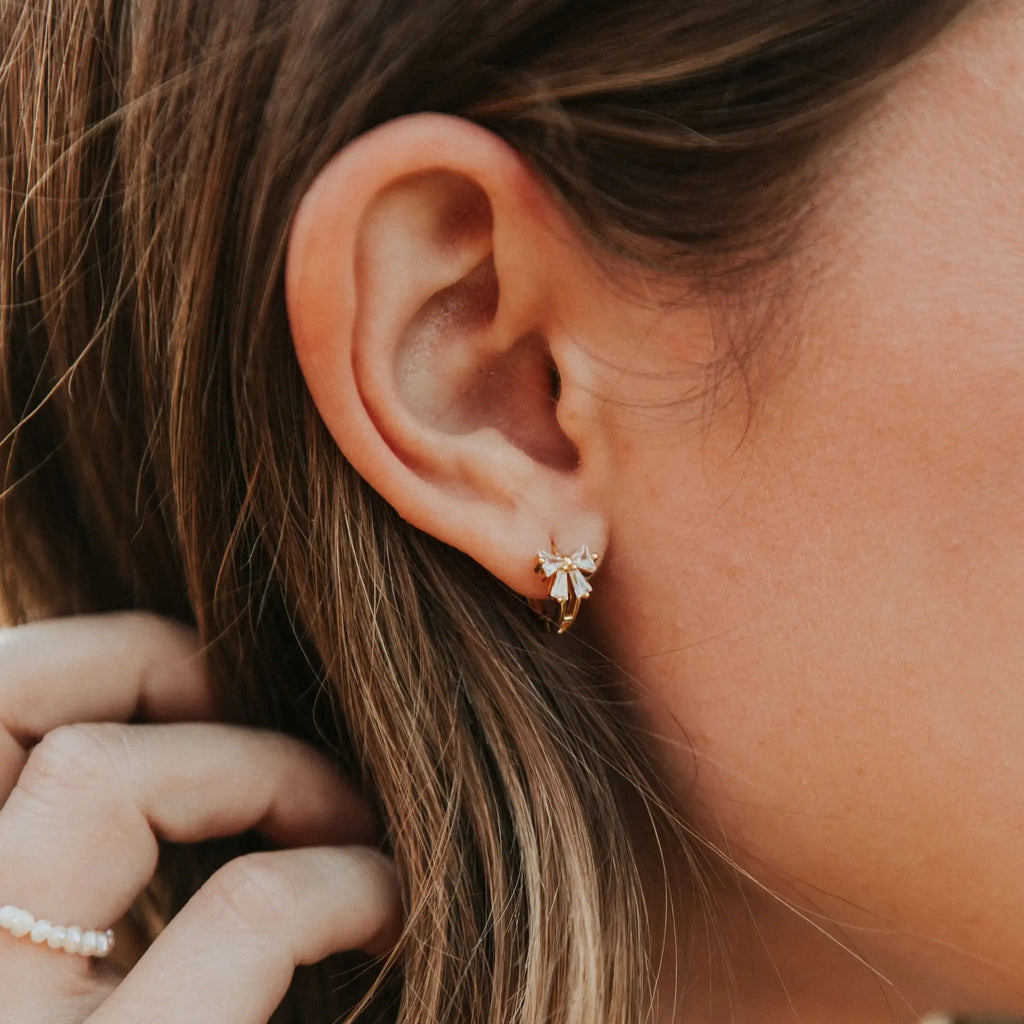 Lucy Diamond Bow Hoops - WonderingCloth