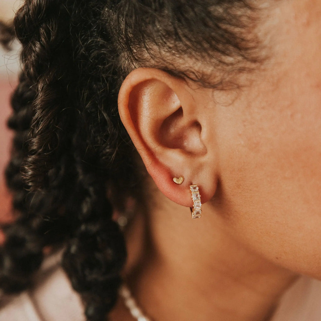 Mini Heart Studs - WonderingCloth