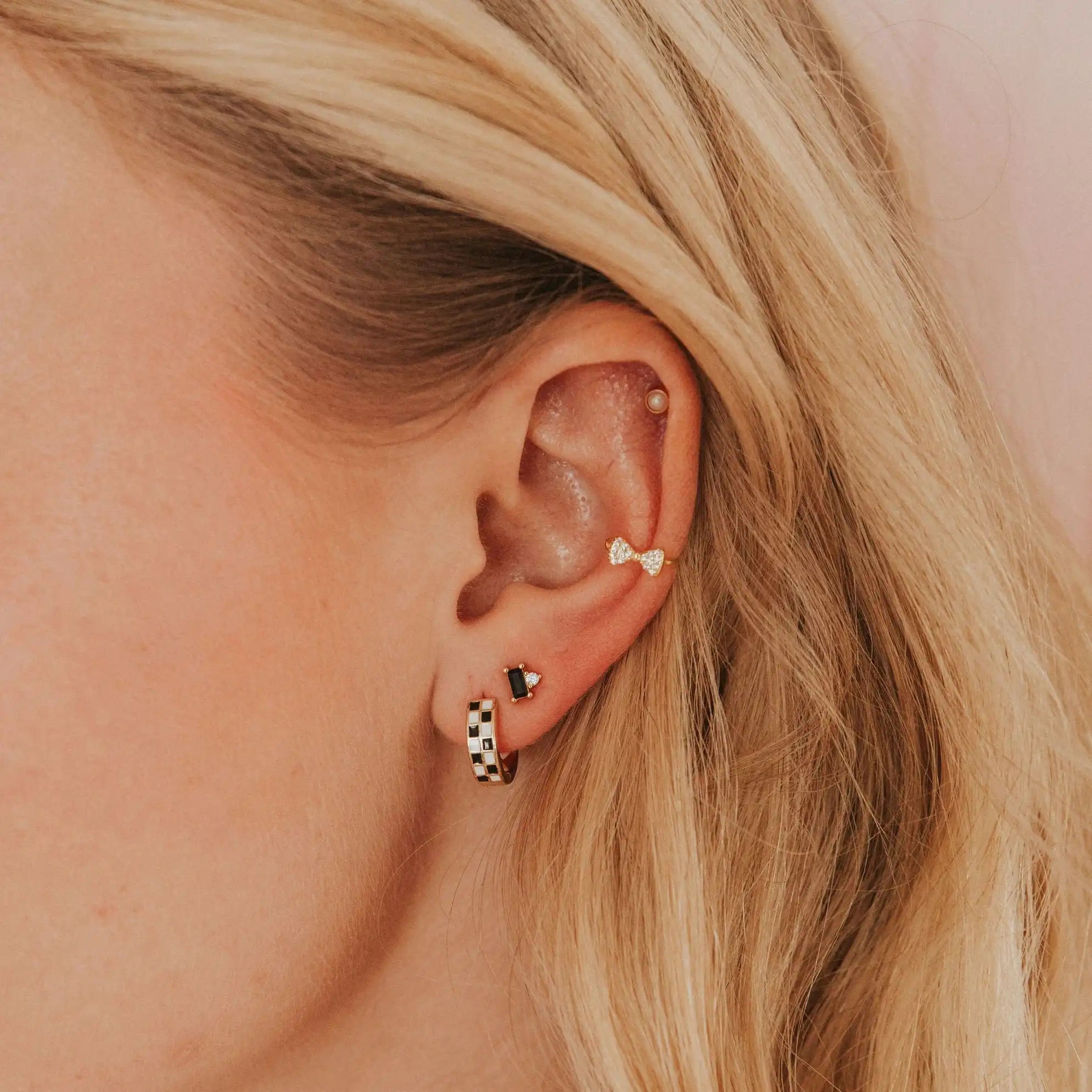 Black & White Checkered Hoops - WonderingCloth