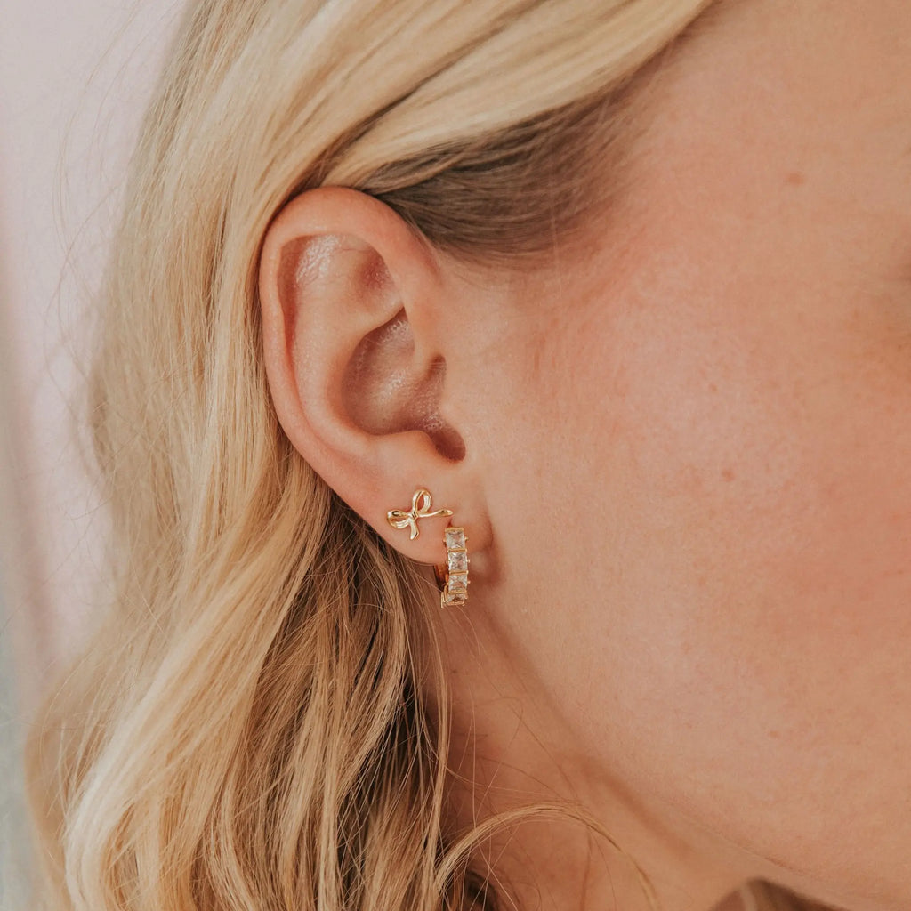 Ella Bow Studs - WonderingCloth