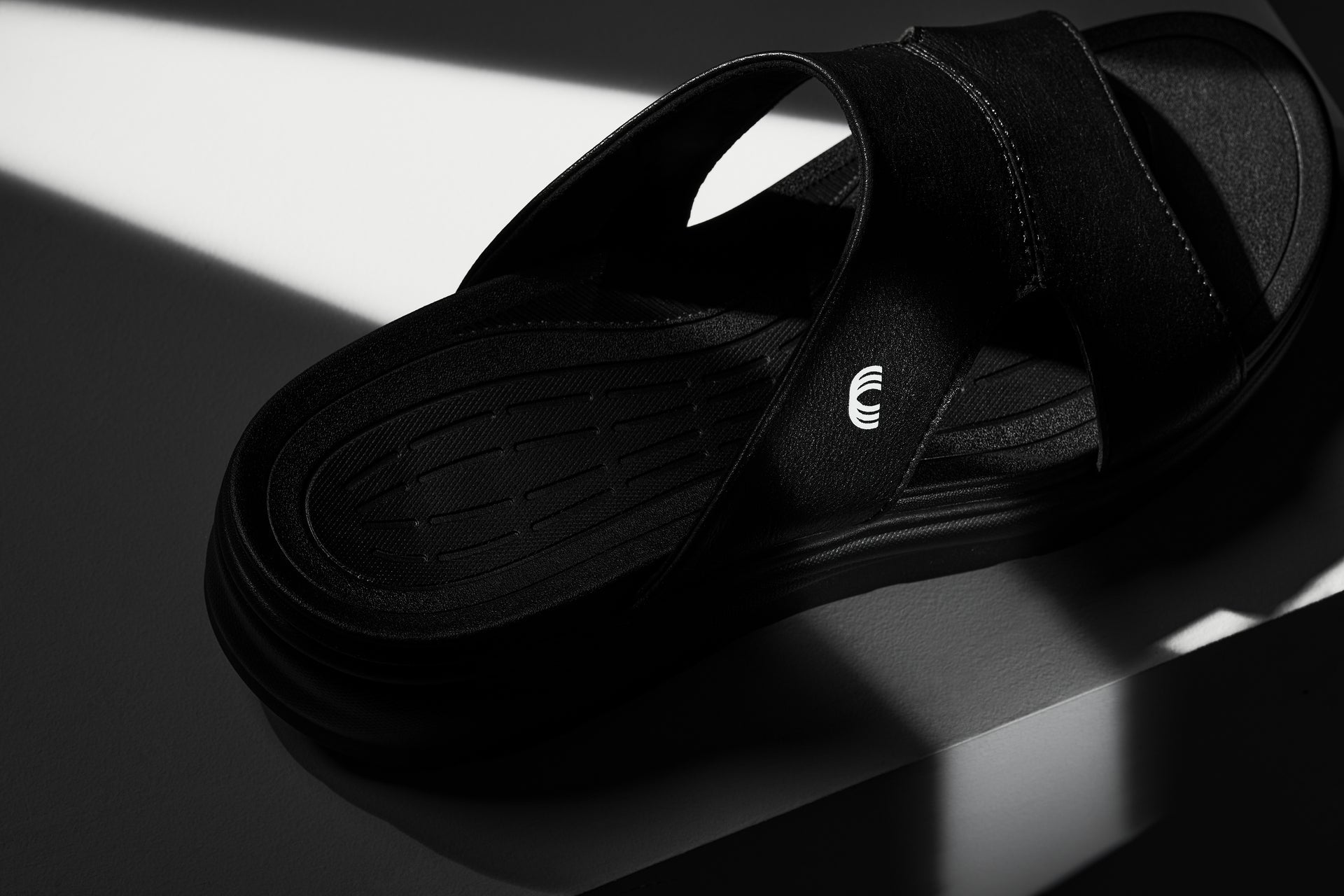 CALTO - X1655 - 2 Inches Taller (Black/Grainy Black) - WonderingCloth