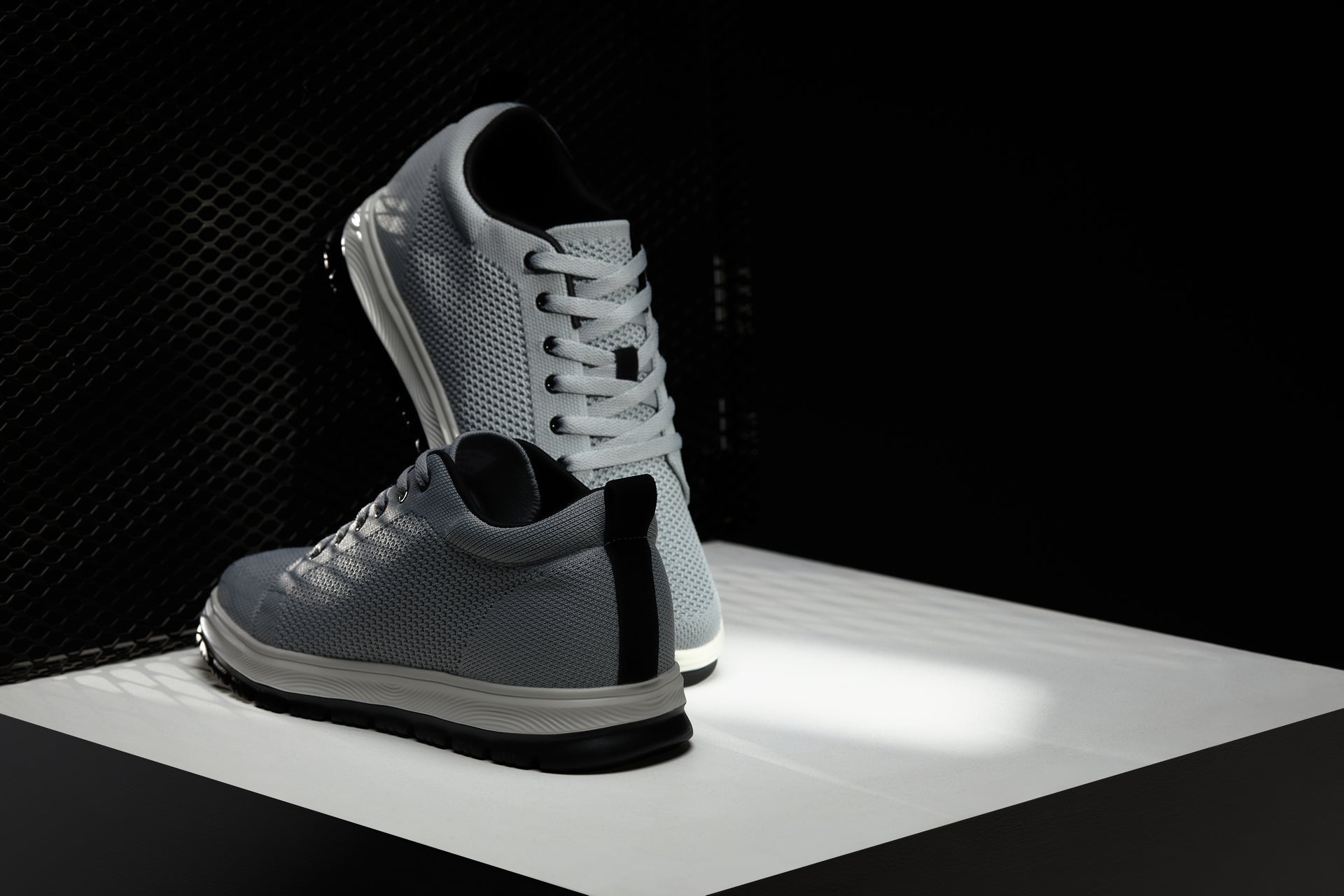 CALTO - X2324 - 2.4 Inches Taller (Pewter Grey/White & Black Sole) - Lace Up Casual Sneaker - Lightweight - WonderingCloth