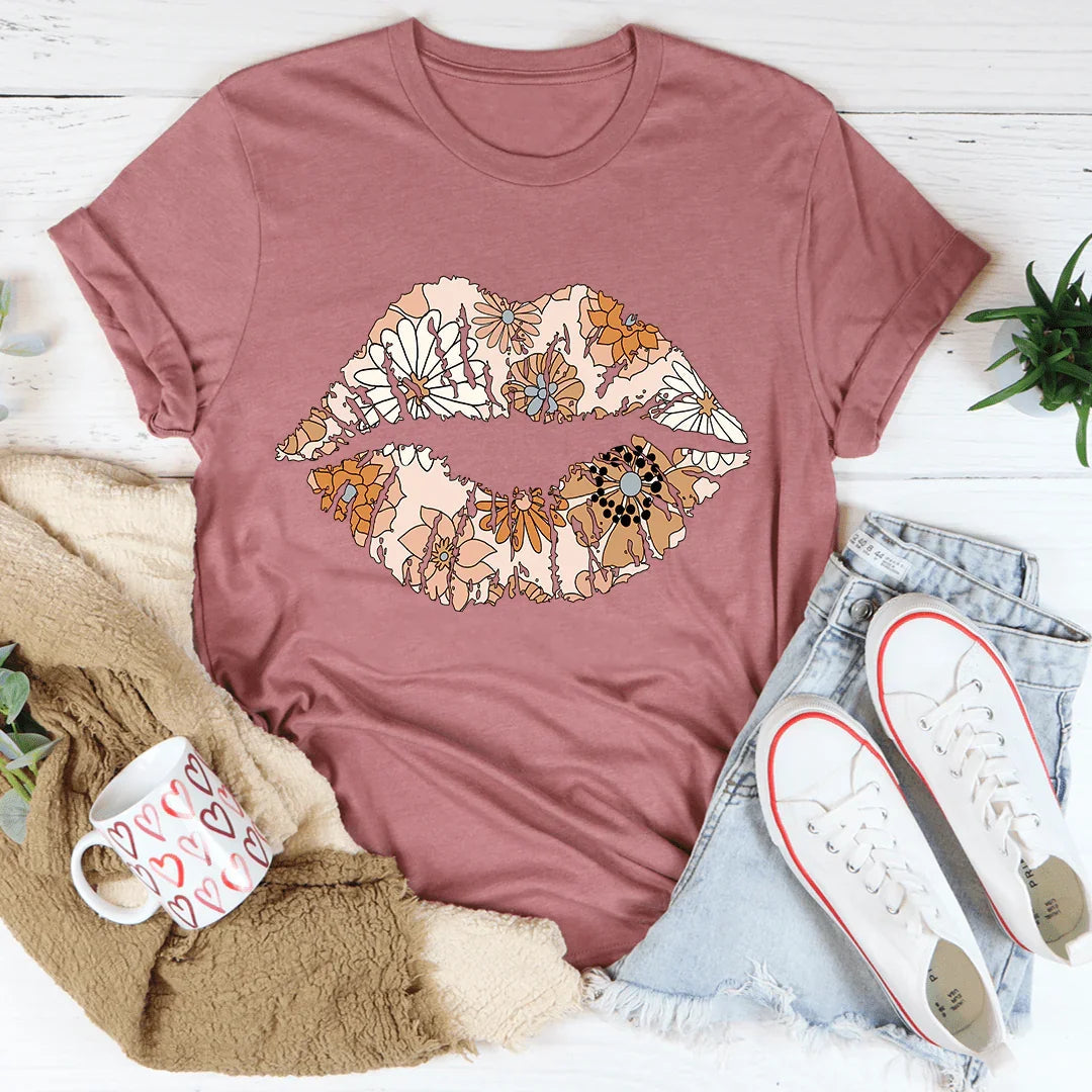 Daisy Lips Tee - WonderingCloth
