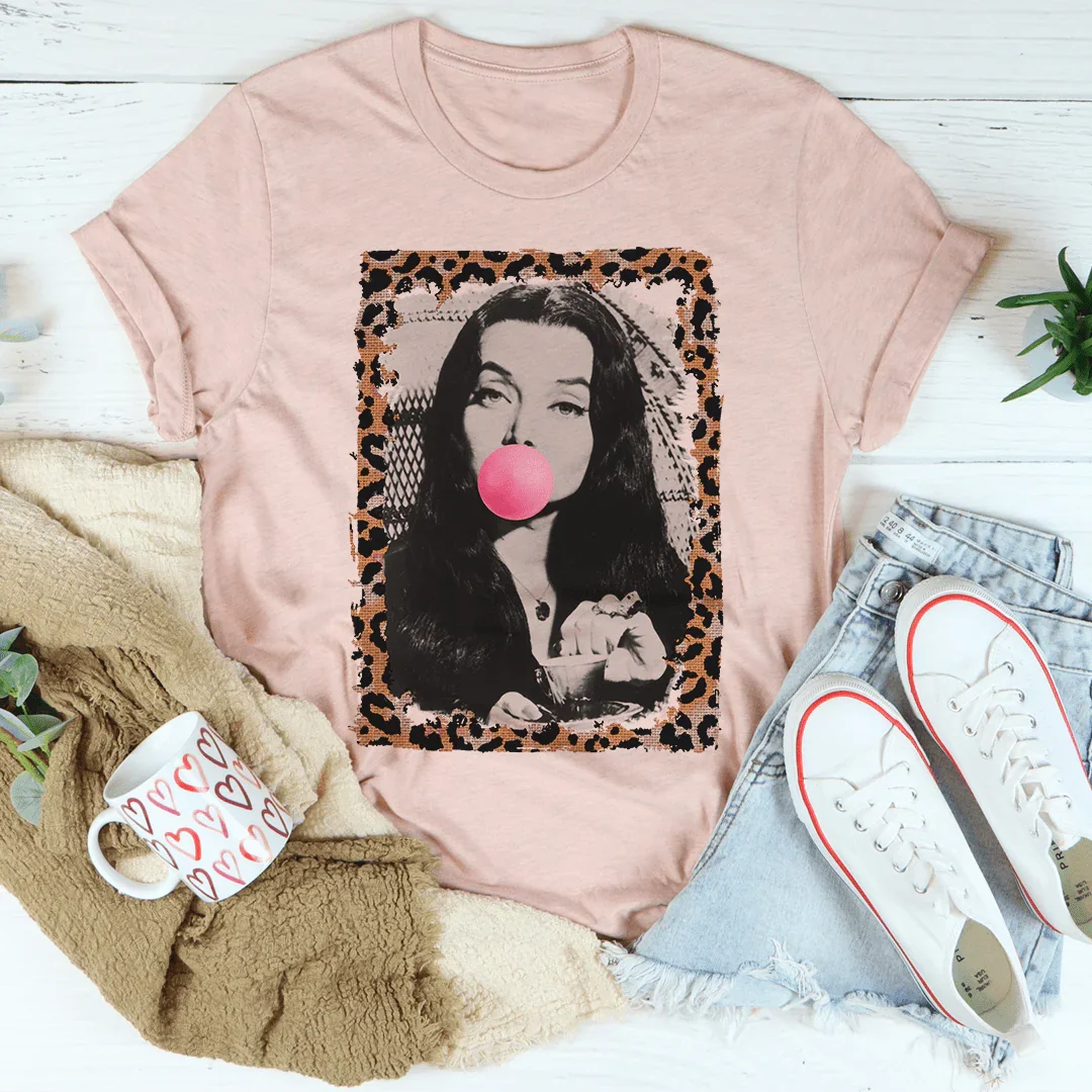 Horror Queen Bubble Gum Tee - WonderingCloth