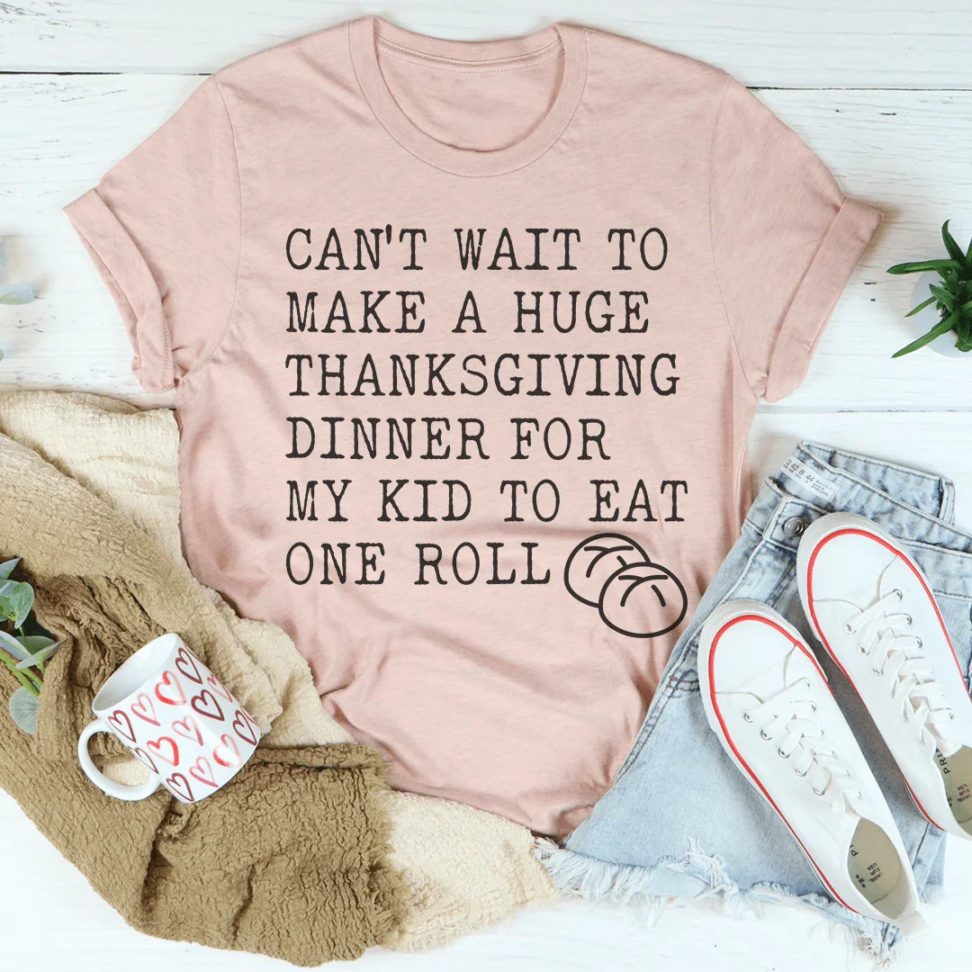 Huge Thanksgiving Dinner Tee - WonderingCloth
