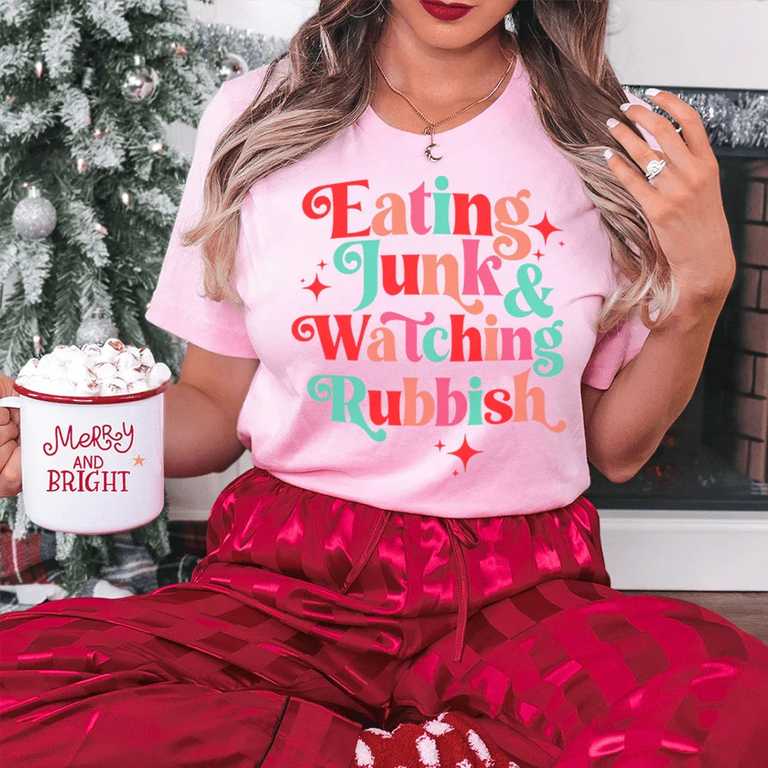 I'm Eating Junk & Watching Rubbish Tee - WonderingCloth