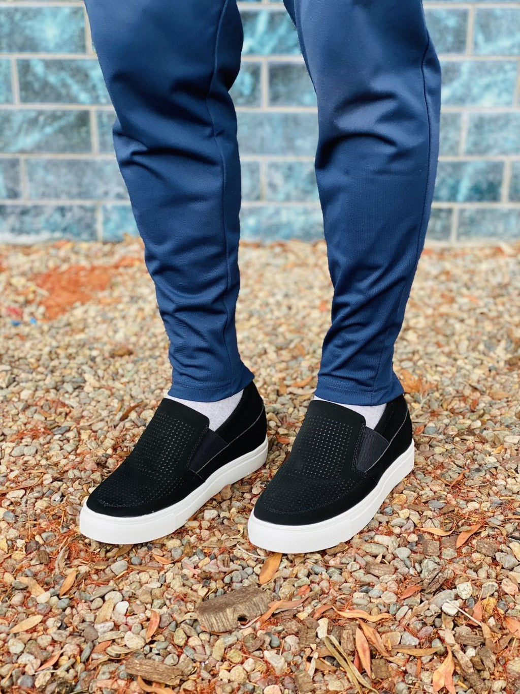 CALTO G63890 3-Inch Taller Lightweight Slip-On Black Sneakers - WonderingCloth