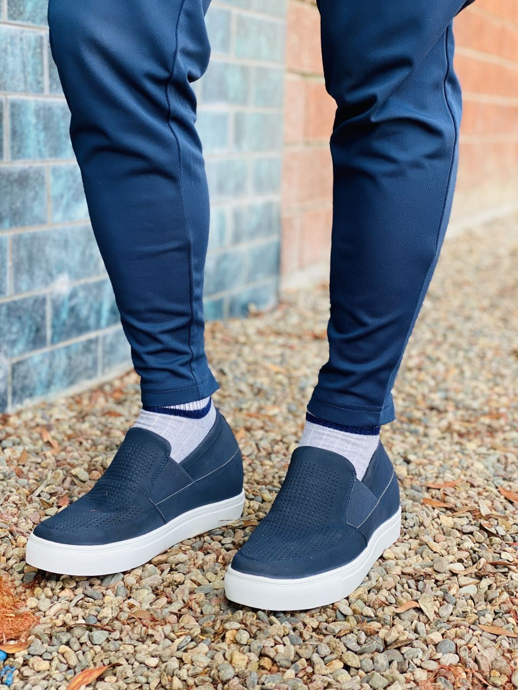 CALTO - G63892 - 3 Inches Taller (Navy) - Lightweight - WonderingCloth